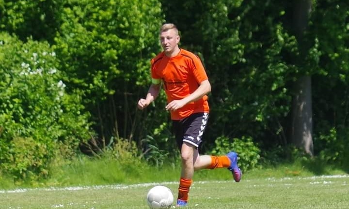 Vierde sluit laatste competitiewedstrijd winnend af