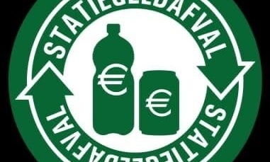 Plastic flesjes voor de club