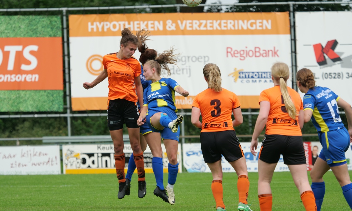 Dames Hollandscheveld ronde verder in de play-offs