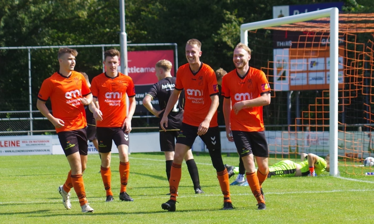 Hollandscheveld wint eerste bekerwedstrijd