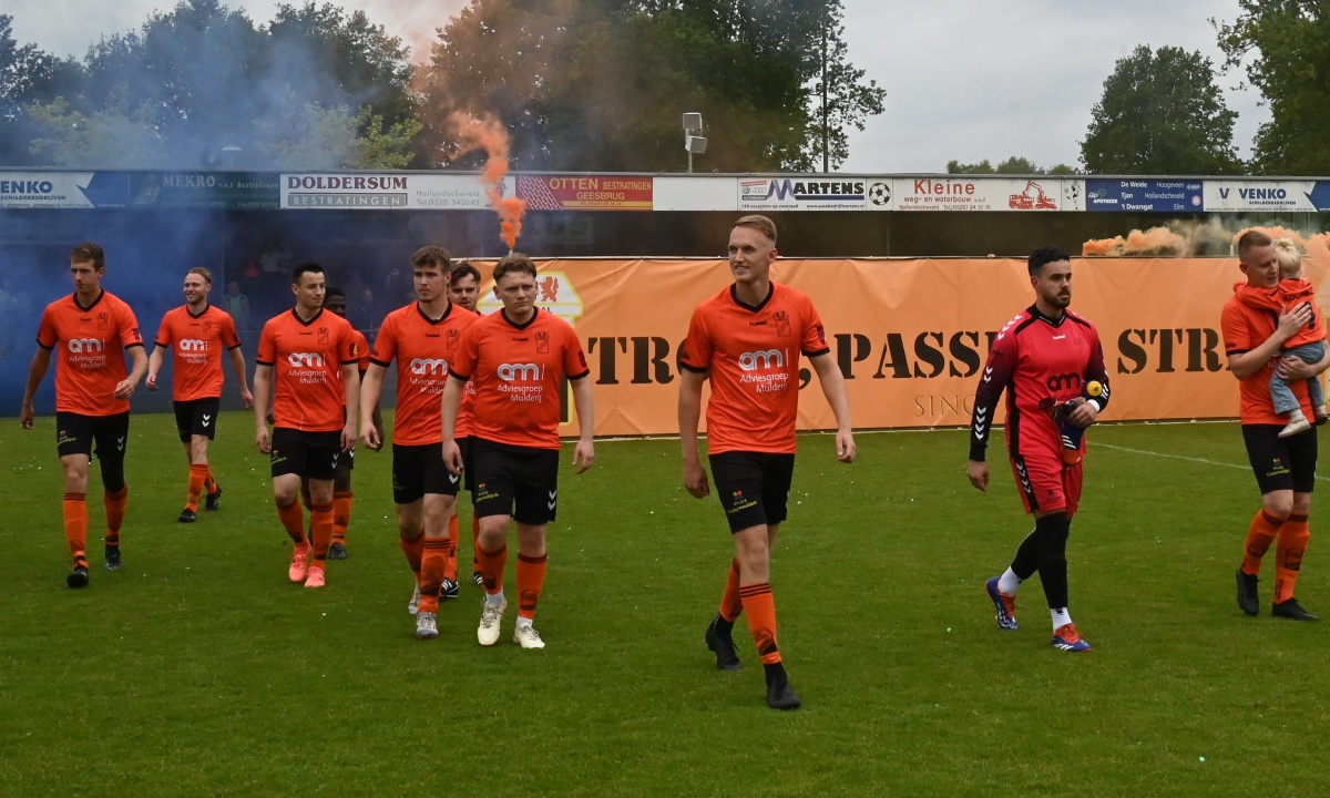 Hollandscheveld toont strijd en passie in topper