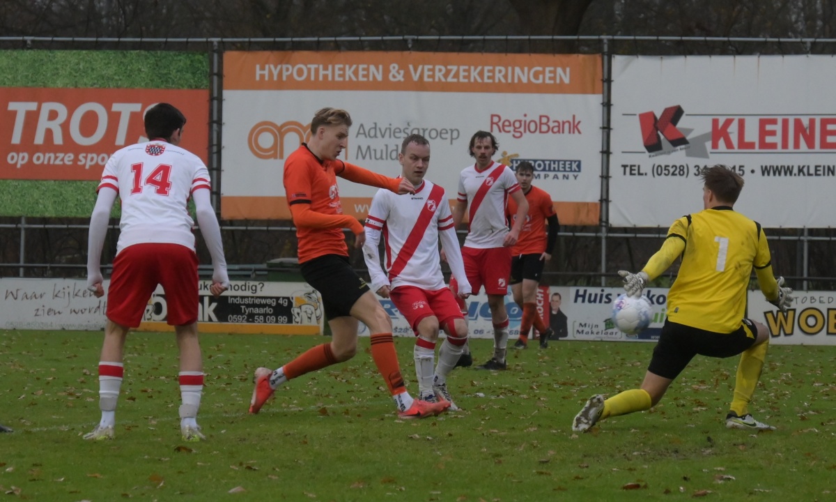 Koning verslaat Keizer in vermakelijke wedstrijd