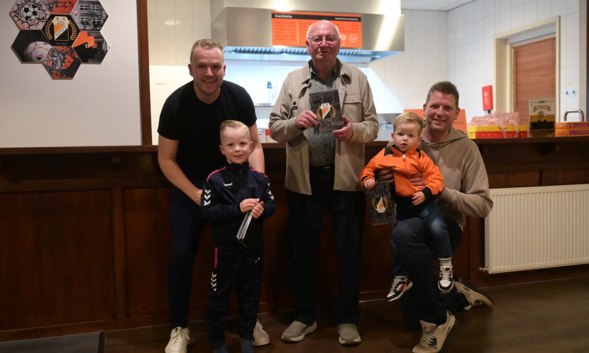 Jubileumboek vv Hollandscheveld