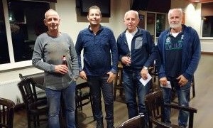 't Oekies klaverjas bokaal weer van start gegaan